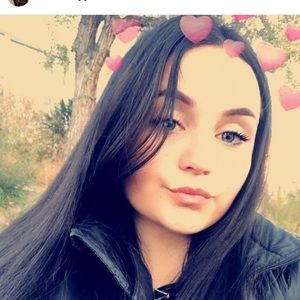 Meet your Posher, Annika